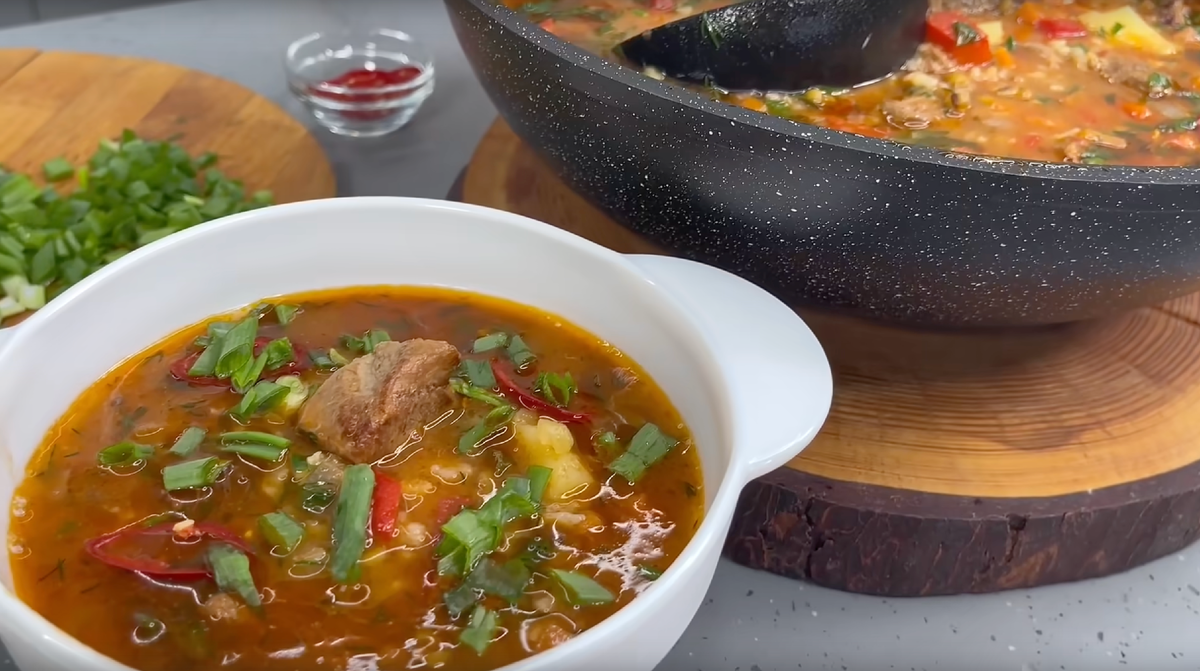 Машхурда: Завораживающий суп с богатой историей и удивительным вкусом