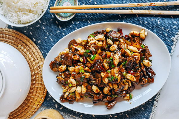 Кунг Пао с говядиной: пикантное блюдо для гурманов