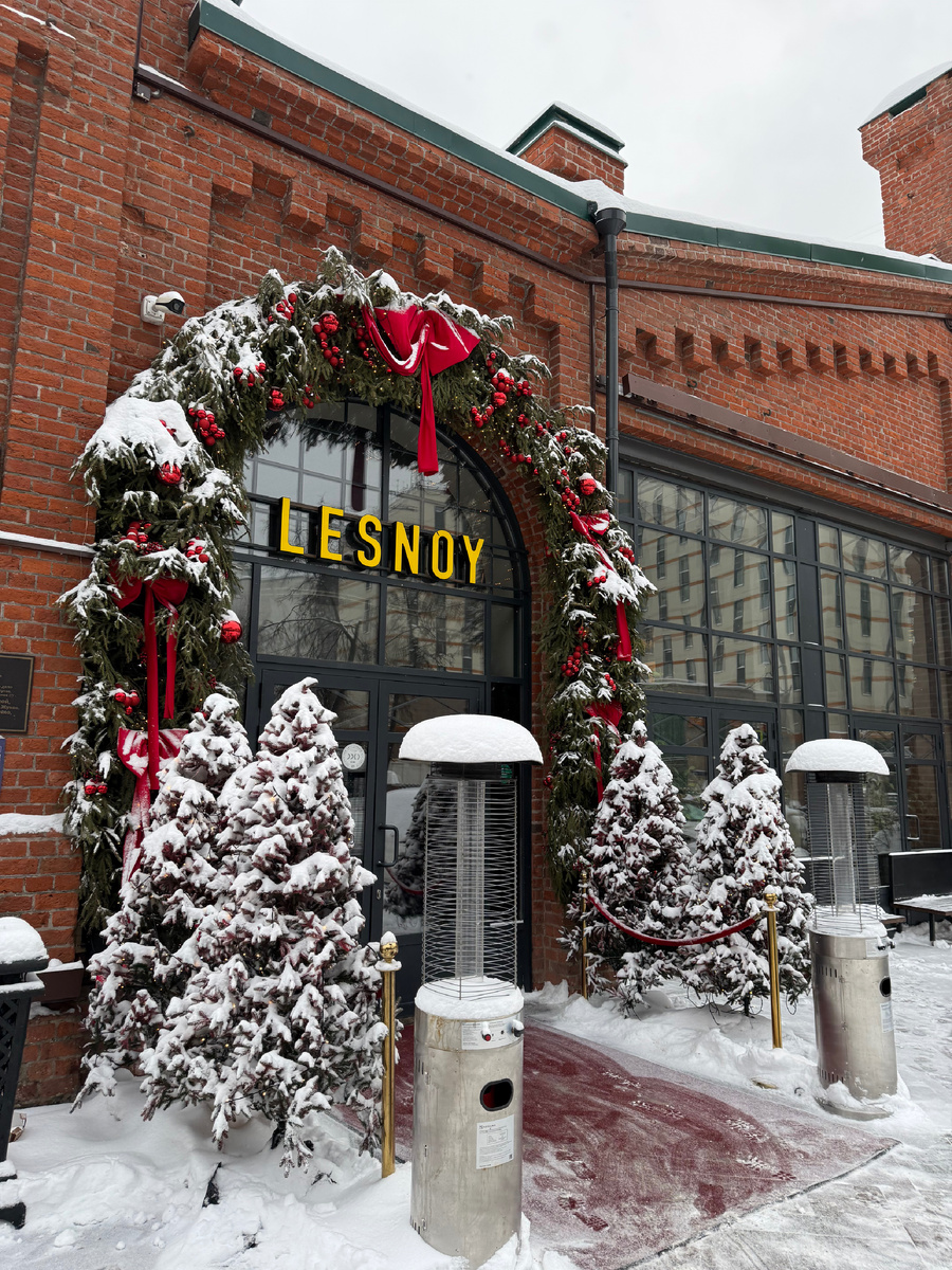 Безлимитный концепт 'пир-буфет' в ресторане Lesnoy: идеальное решение для любителей вкусно поесть