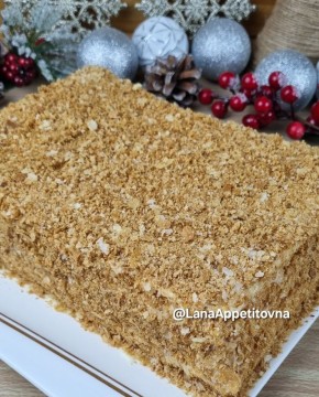 Простой торт «Наполеон»: всего три ингредиента для настоящего вкуса