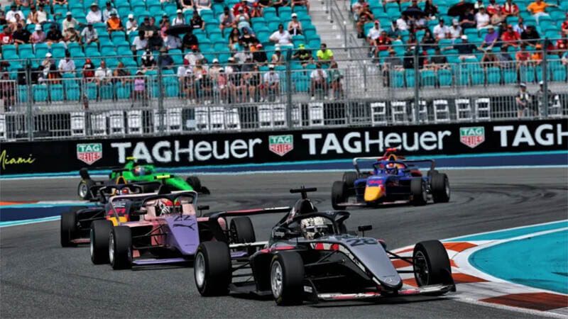 F1 Academy ��������� ����� ����� ����� �������� �������