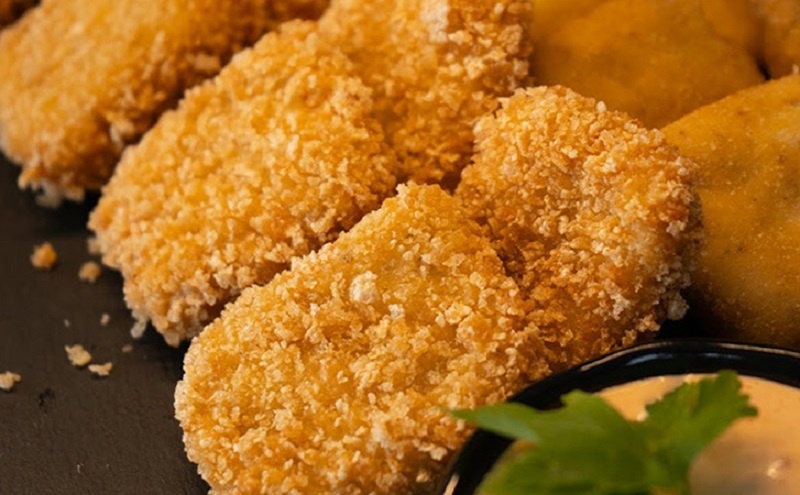 Домашние наггетсы: как создать хрустящий шедевр за час