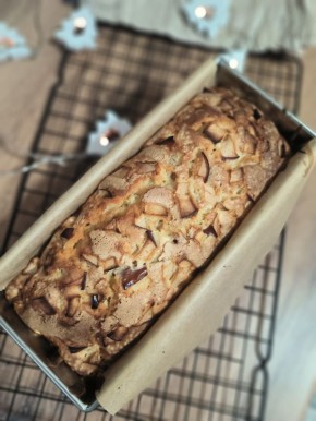 Непревзойдённая шарлотка: как яблоки превращают зиму в уют