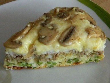 Необычный слоеный пирог-перевертыш: секреты приготовления