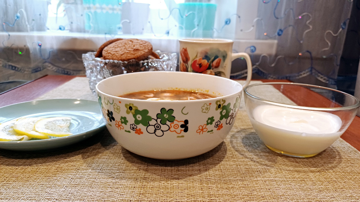 Погружаясь в мир вкуса: невероятная солянка для вашего обеда