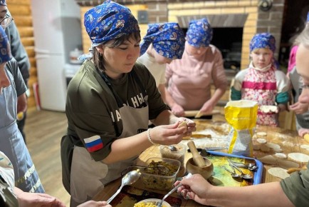 Теплота праздника: Как регионы отмечают День Матери с пирогами и мастер-классами
