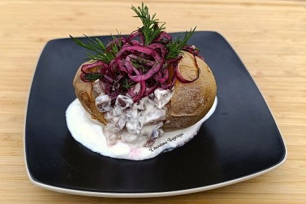 Русская классика: картофель с селедкой как на банкете