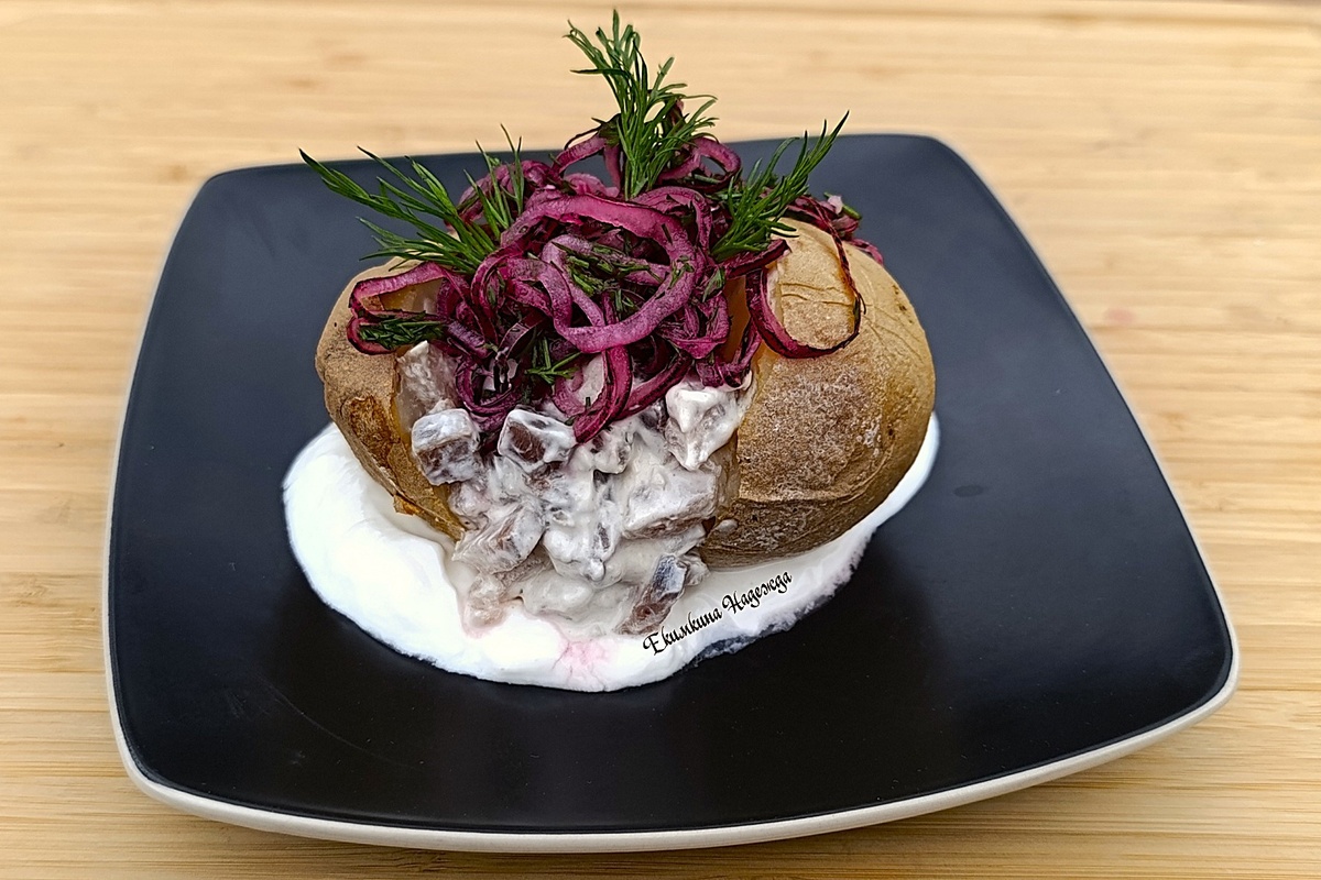 Русская классика: картофель с селедкой как на банкете