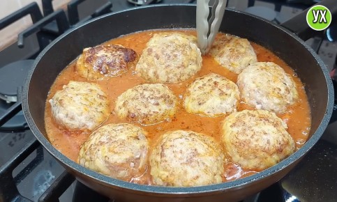 Легкие тефтели с овощами в ароматном соусе