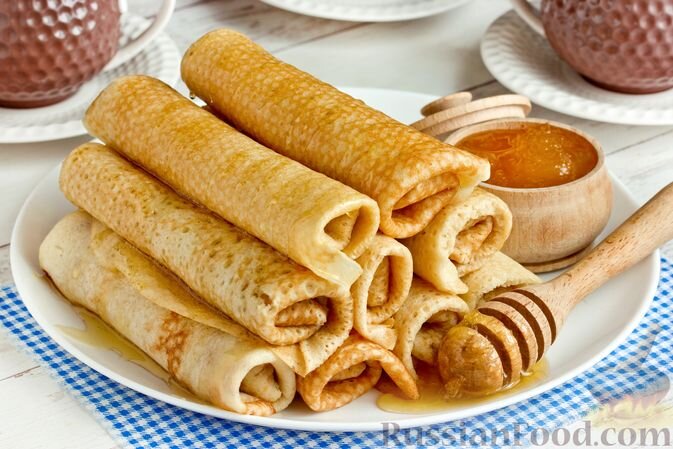 Лучшие идеи для блинов на Масленицу: удивите своих гостей