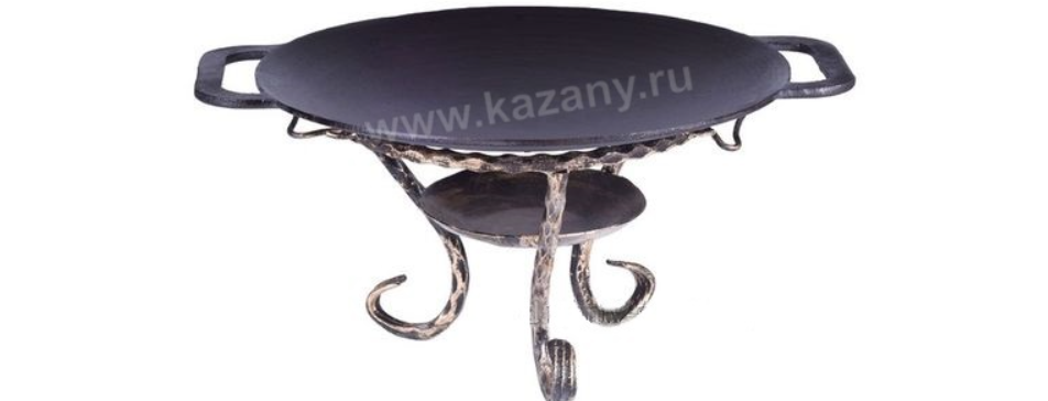 Приготовление турецких лепешек гёзлеме на садже