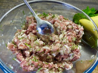 Необычный ингредиент для идеальных котлет: как манка меняет игру