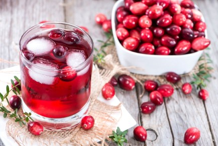 Клюквенный морс: Освежающий и полезный напиток из замороженных ягод