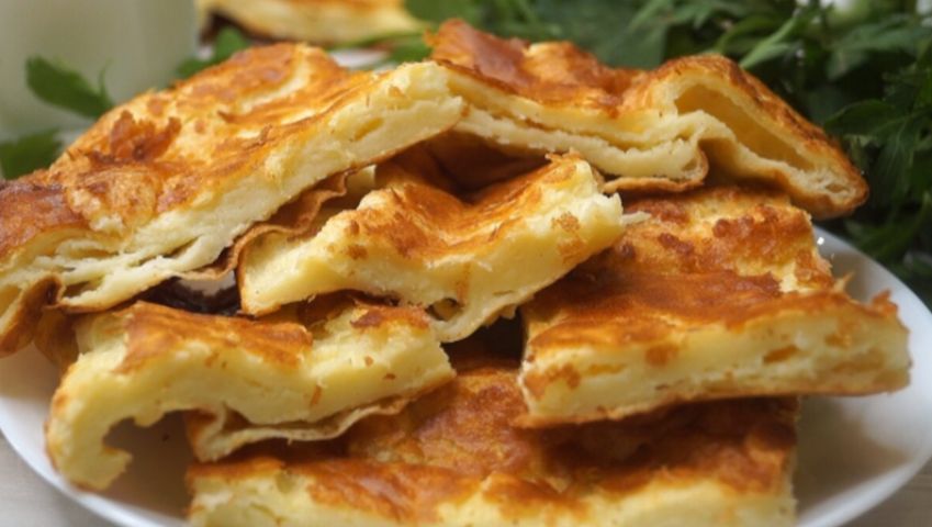 Ленивый блин-гигант: вкусный и быстрый каприз для завтрака