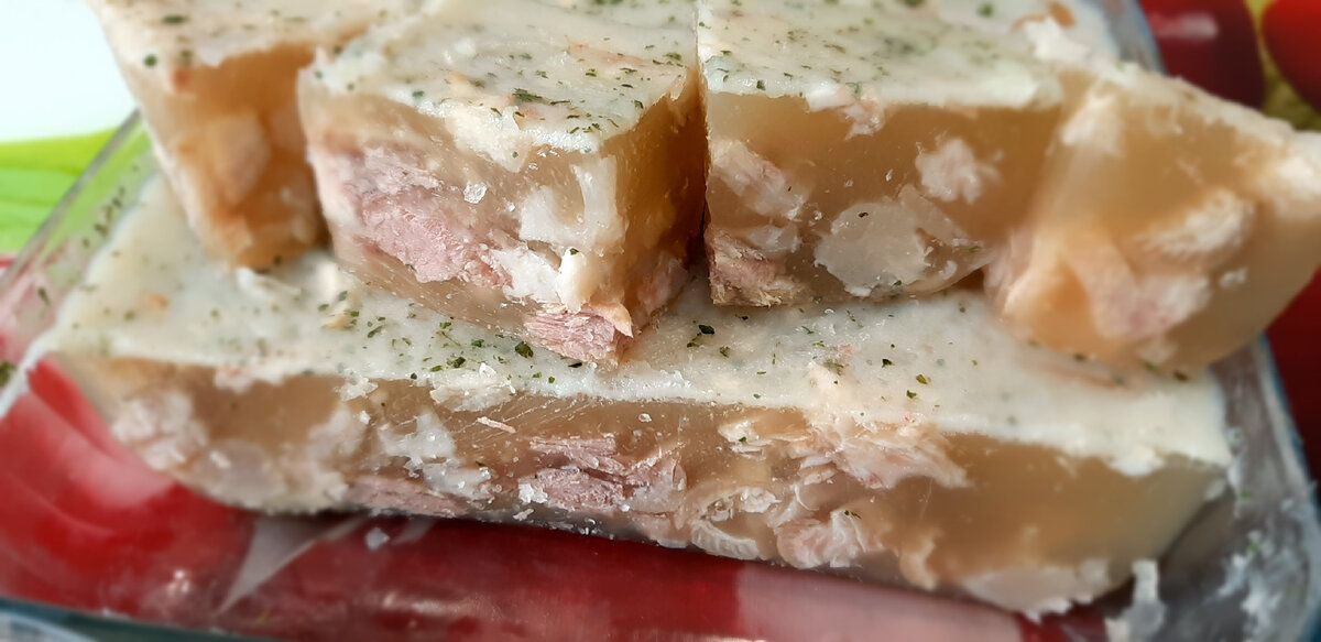 Классический холодец: простой и вкусный рецепт для зимних вечеров