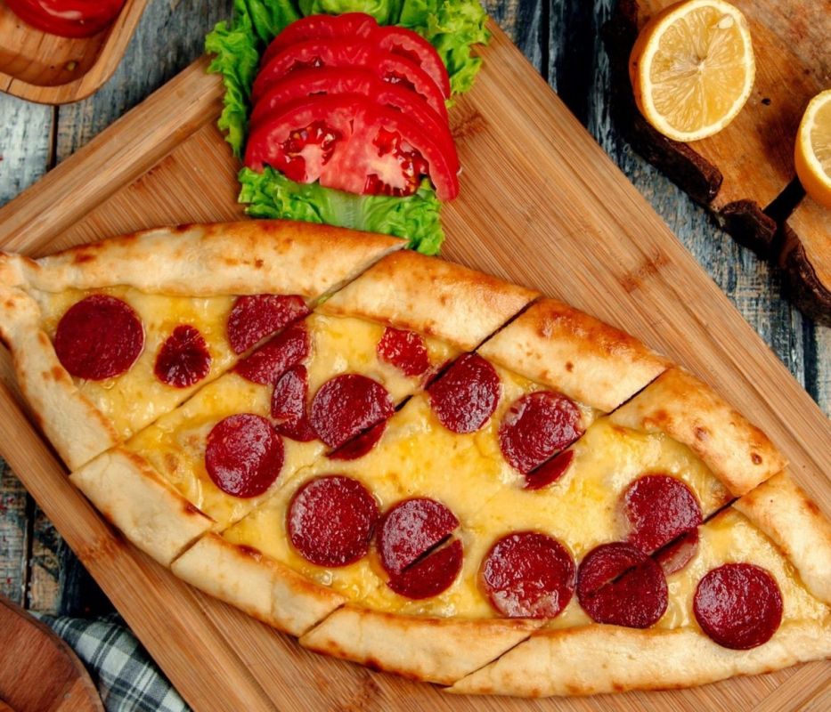 Пиде: вкусная альтернатива пицце, которая покоряет мир
